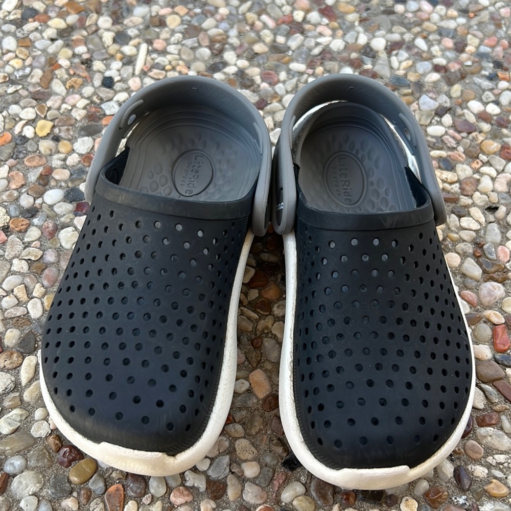 Boys Crocs GUC